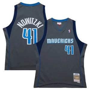 Dirk Nowitzki Dallas Mavericks 2003/04 Hardwood Sophistiqué Classics Swingman Jersey Gray